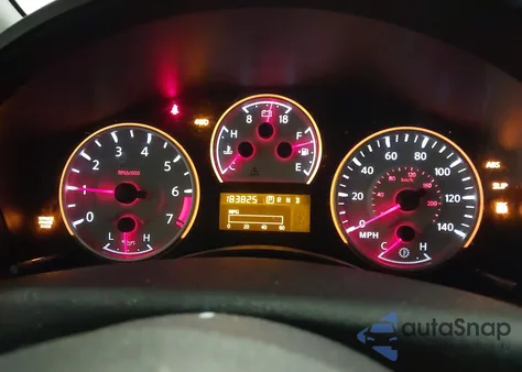 2010 Nissan Titan Pro-4X z USA, uszkodzony, nr VIN 1N6BA0EC1AN323225